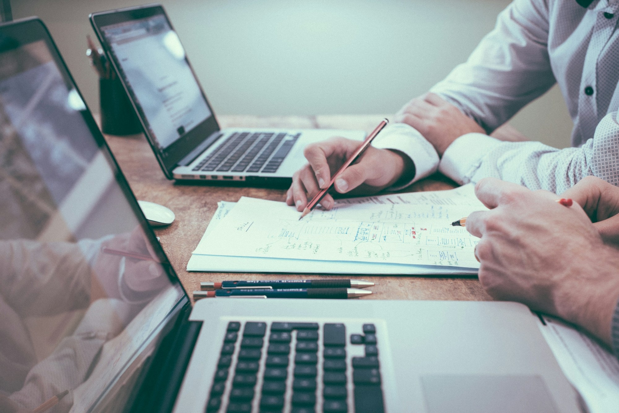 Strategic business analysis and sector expertise